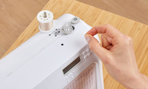 KD40s Lille Engel elektronisk symaskin - Image 5