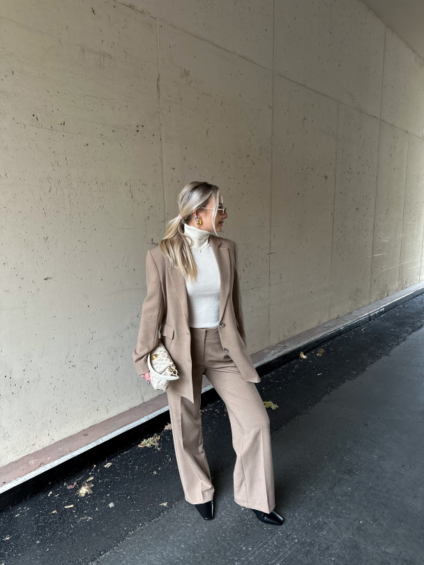 Rita Relaxed Blazer - Camel - Image 4
