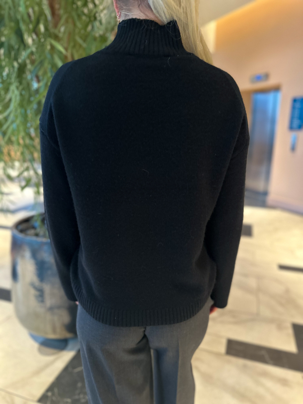 Cille Knit High Neck - Black  - Image 2