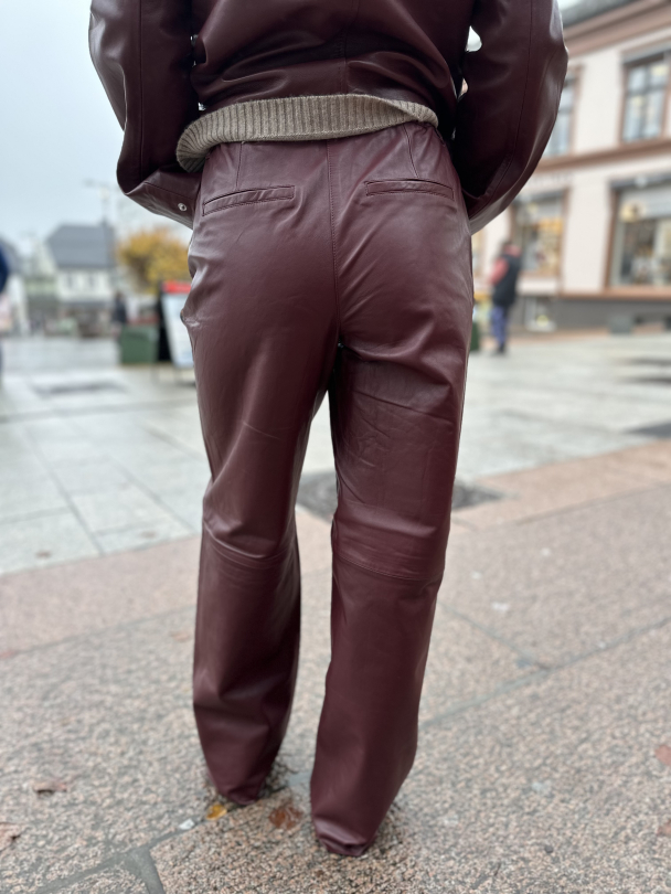 Bea Leather Pant - Zinfandel  - Image 2
