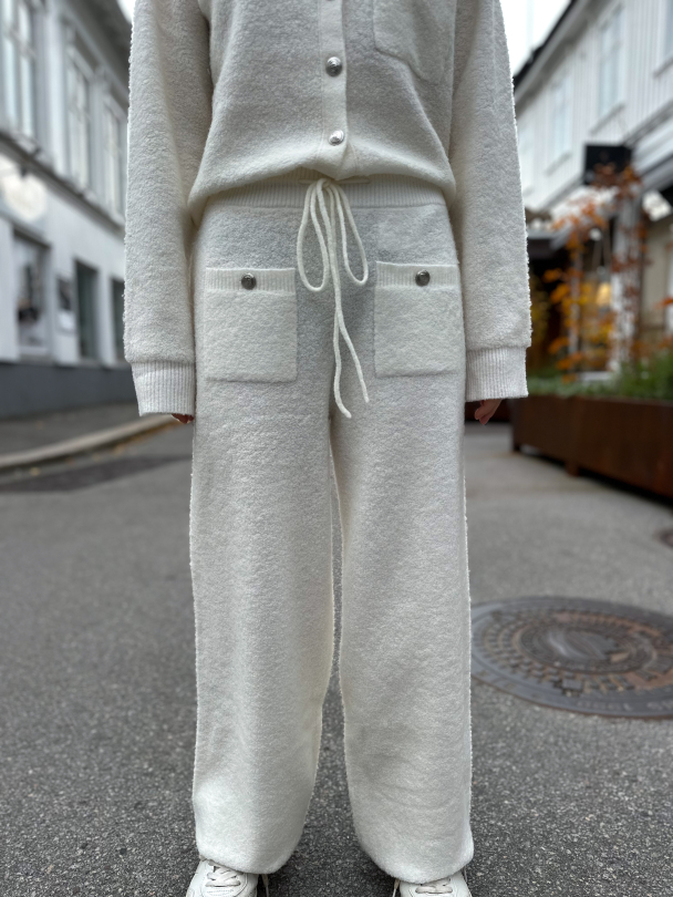 Sankt Moritz Knitted Trousers - Snow White - Image 1