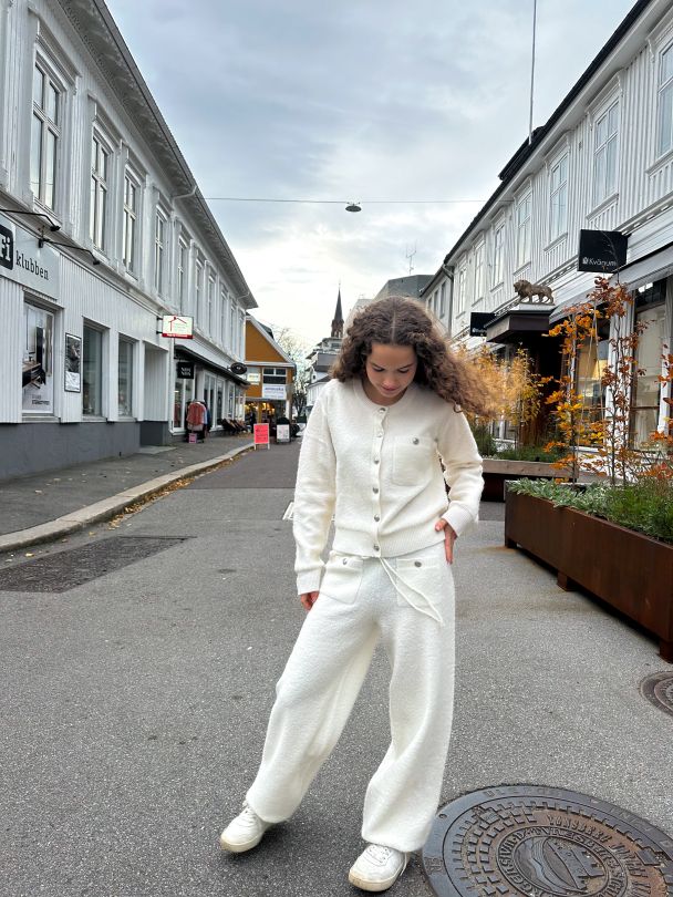 Sankt Moritz Knitted Trousers - Snow White - Image 3