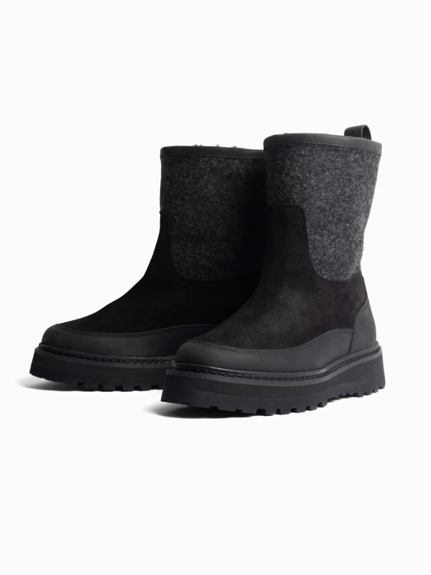 Tag Boot - Image 1