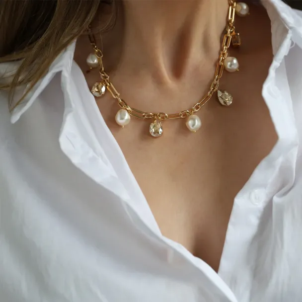 Ayra Necklace Gold - Pearl/Golden Shadow  - Image 2