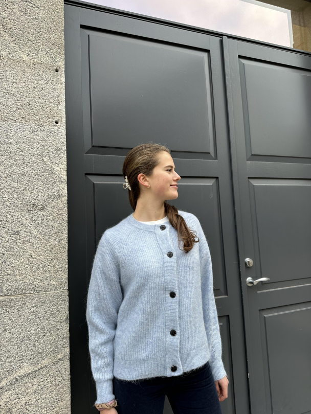 Lulu Knit Short Cardigan - Cashmere Blue  - Image 3