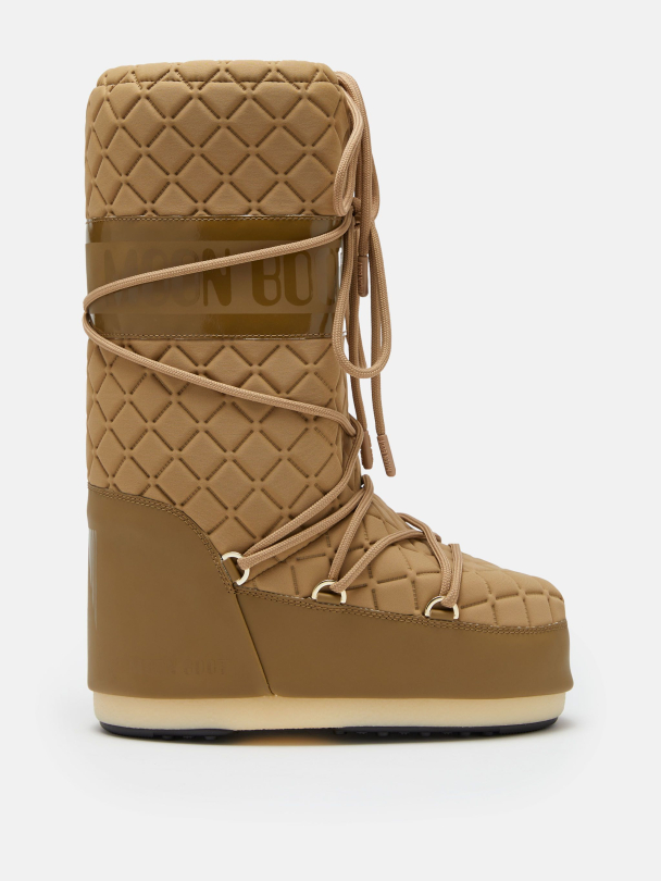 MOONBOOT Icon Quilt - Image 1