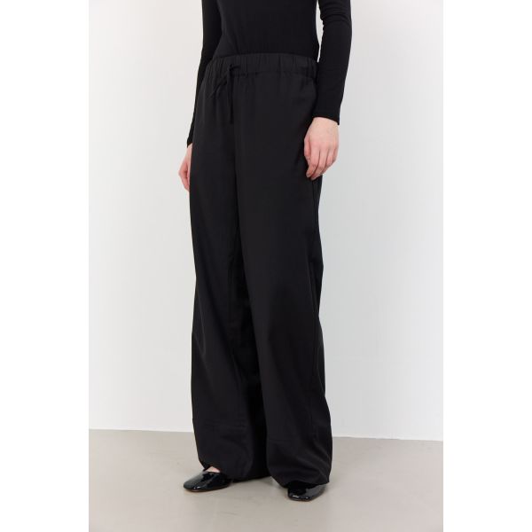 Jaima 1 Black Pant 