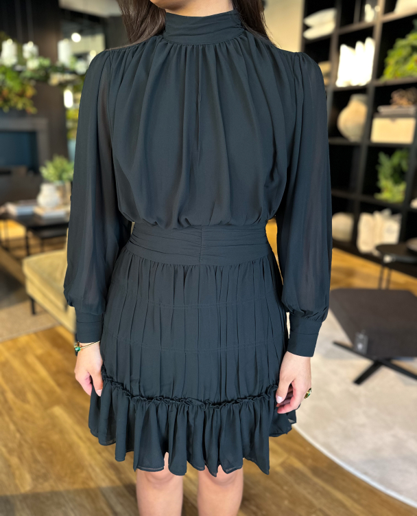 Mae Dress Show - Black - Image 1