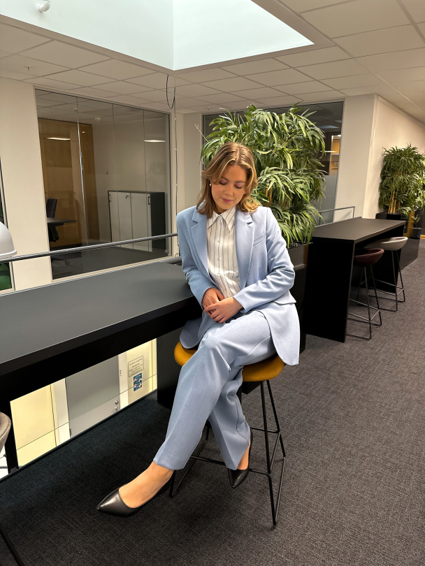 Rita-Freia Long Blazer - Endless Sky - Image 4