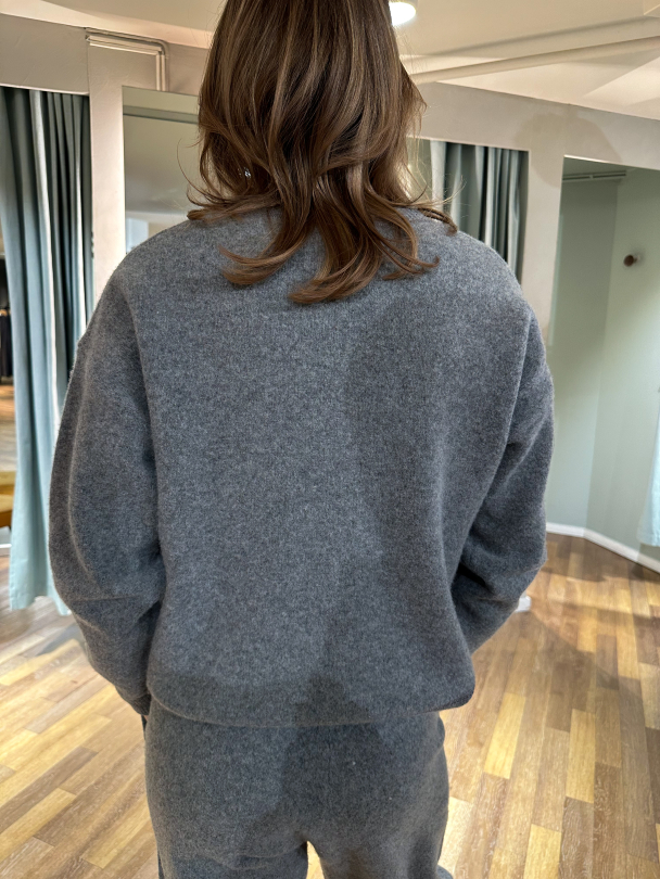 Nukki Knit O-Neck - Medium Grey Melange  - Image 6