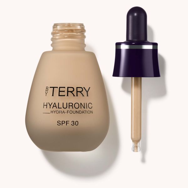 Hyaluronic Hydra Foundation 300N. Medium Fair-N