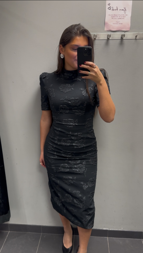 Jacquard Midi Dress - Black - Image 4