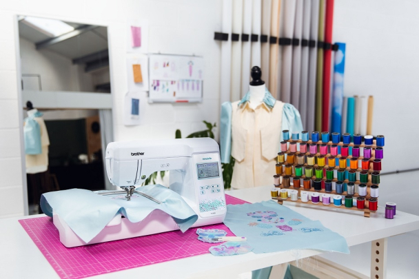 Innov-is F540E broderimaskin - Image 8