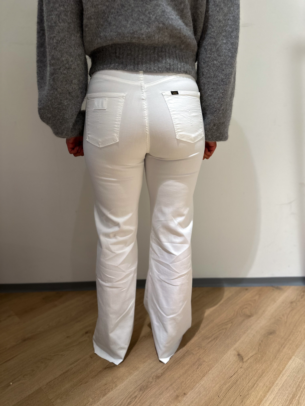 Palas Edge - White - Image 2
