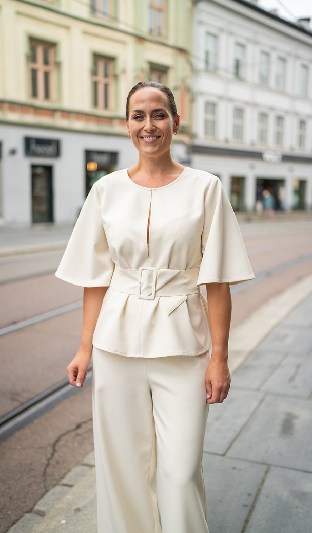 DAZY F TOPP - Image 1