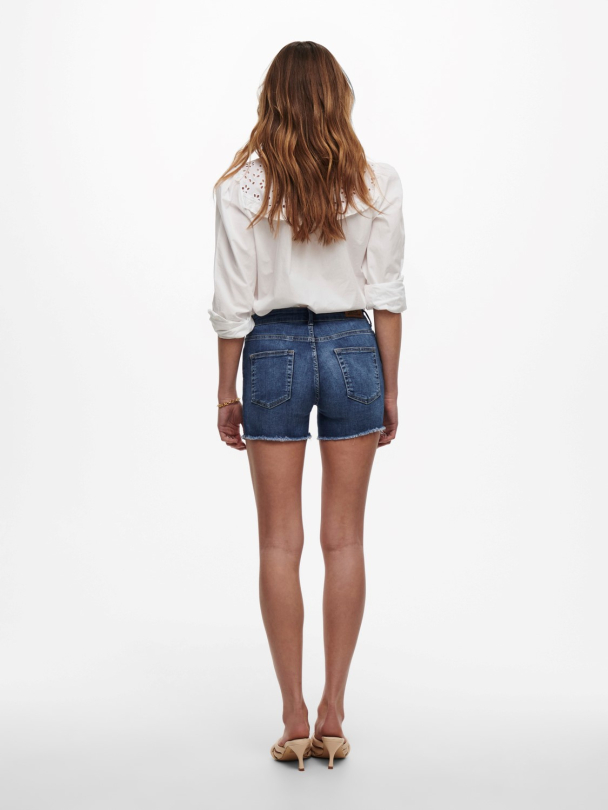 onlBlush life midwaist skinny fit shorts - Image 2
