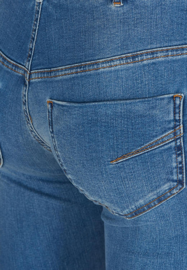 Zizzi Sanna jeans - Image 4