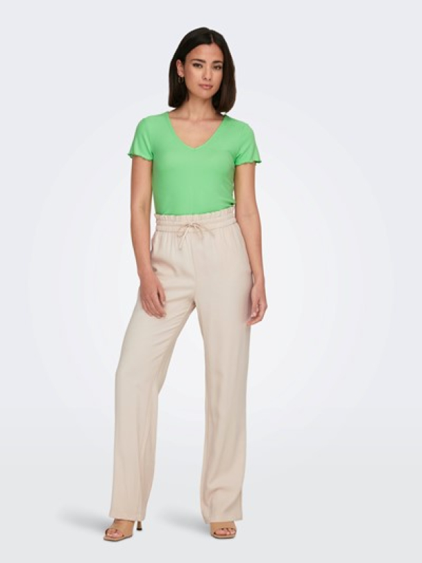 Only Kika topp med v-hals - Image 4