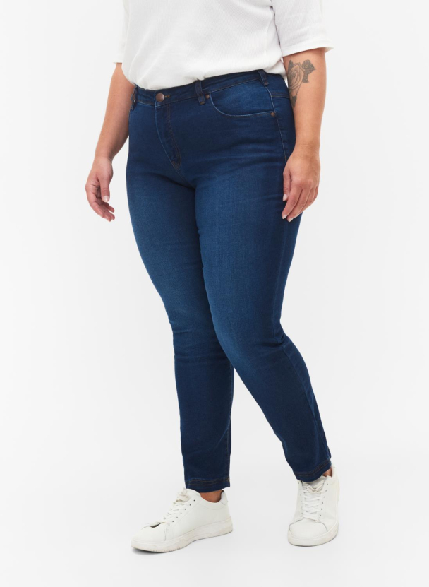Zizzi Emily slim fit jeans - Image 3