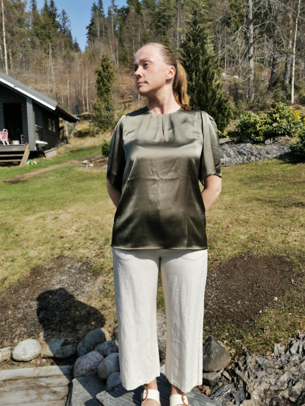 Marc Lauge Siv satin bluse - Image 3