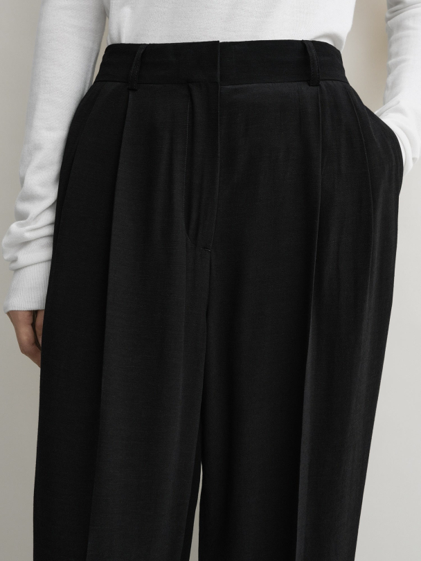 Double-pleat Straight Trousers - Image 3