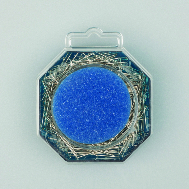 KNAPPENÅLER 25GRAM M/PUTE