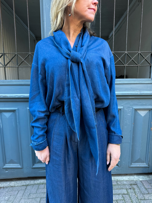 Janna Relaxed Chambray Shirt - Dark Blue - Image 1