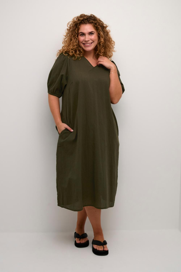 Kaffe Curve Elina midikjole i bomull - Image 1