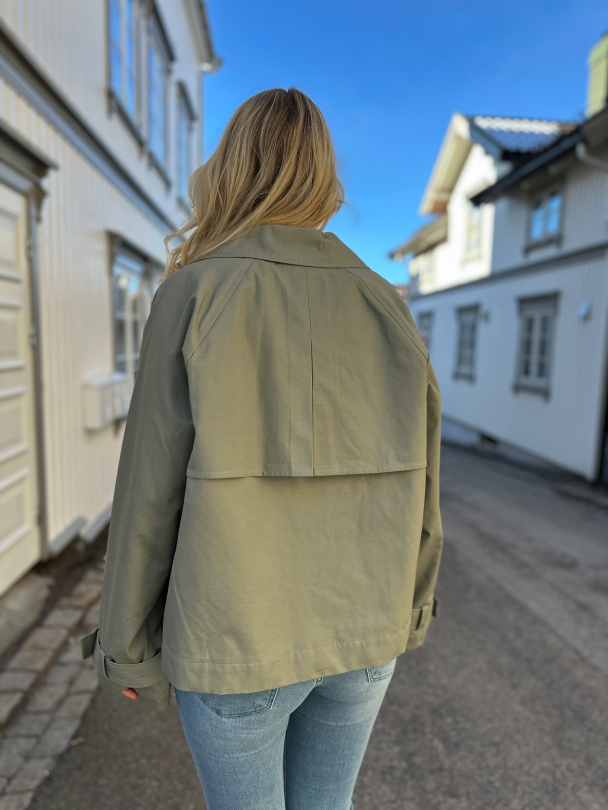 Cilo Short Trenchcoat - Vetiver  - Image 2