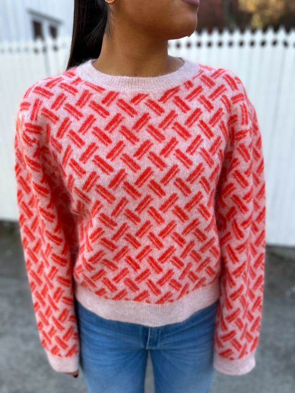 Kaja Knit O-neck - Poinciana - Image 1