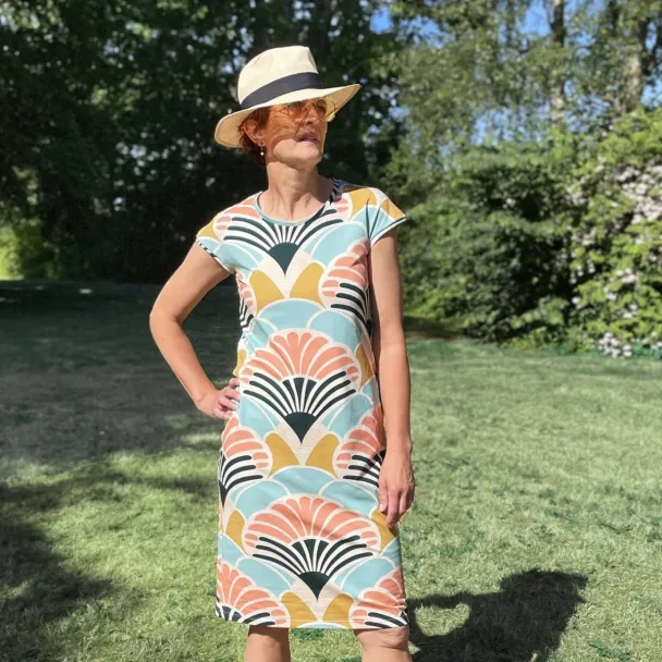 K205 Kjole med vingeærme- stræk - Image 3