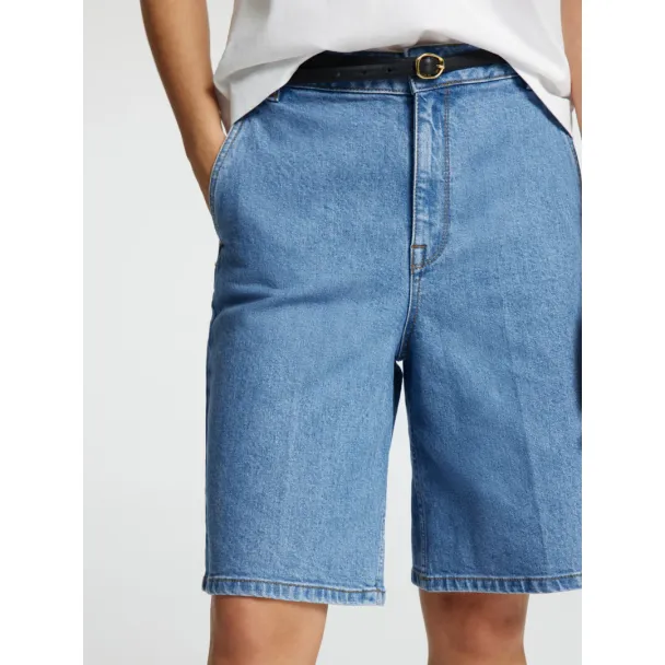 Evelyn Bermuda Denim Shorts - Medium Blue Denim - Image 4