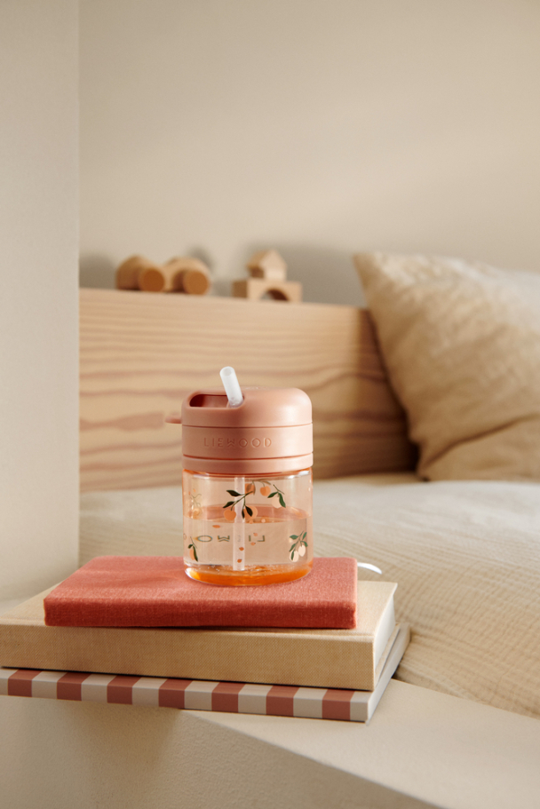 Liewood | Pavia Tritan Straw Cup 280 ml - Peach/Sea Shell - Image 5