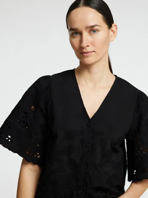 Dahlia Broderi Shirt Blk