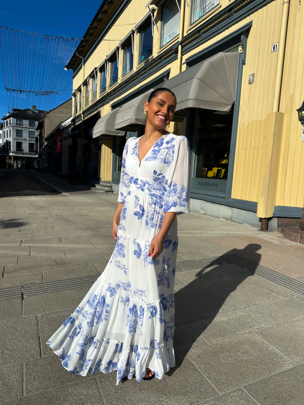Noor Maxi Dress - Floral Blue  - Image 4