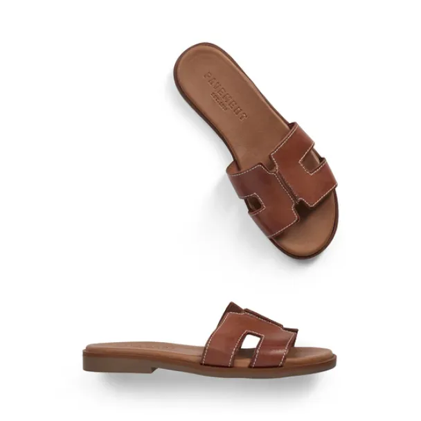 Pam Sandal - Image 1