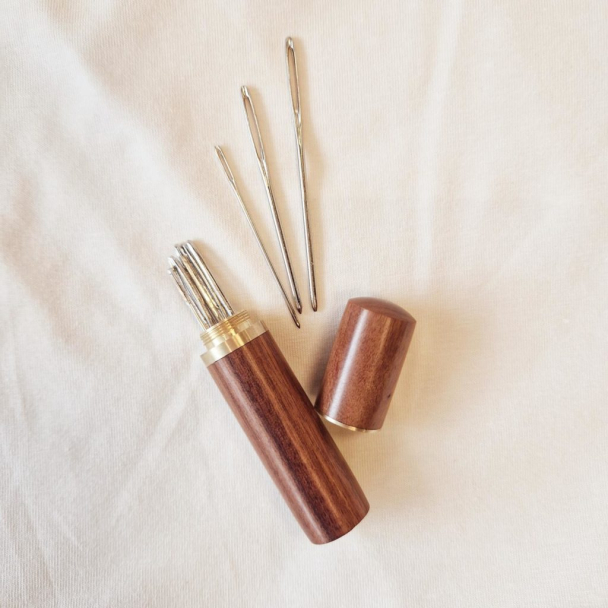 Nålesylinder i tre m/9 butte nåler