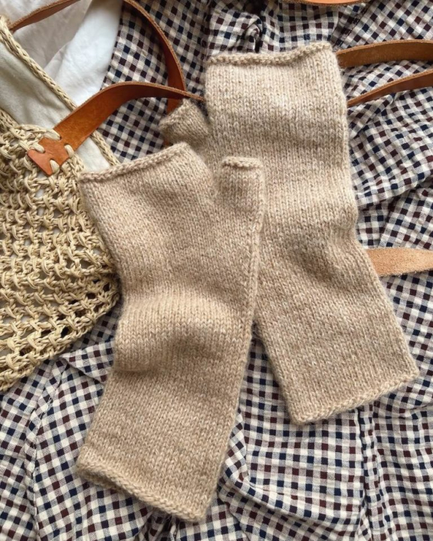 Penny Gloves - Image 1
