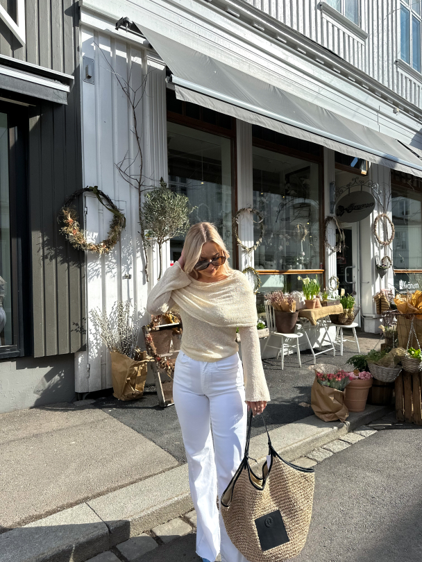 Lovina Bouclé Sweater - Ivory - Image 5