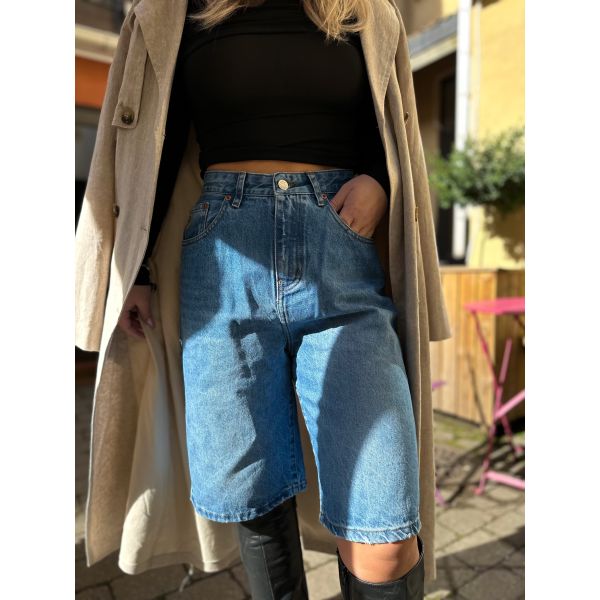 Camille Short - Distressed Double Stone 