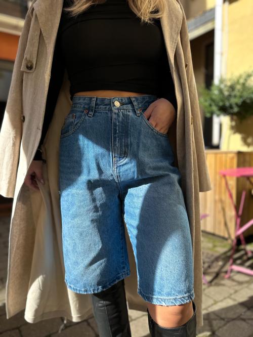 Camille Short - Distressed Double Stone 