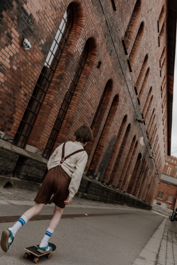 Retro V Braces - Chocolate Brown - Image 2