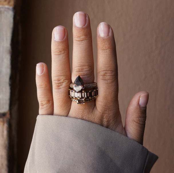 MEGA DROP RING BROWN GOLD - Image 2