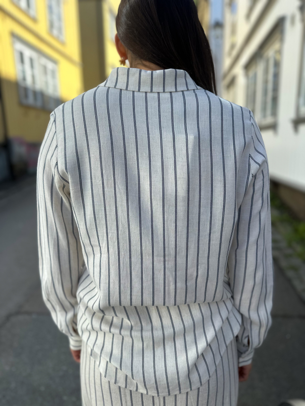 Viva Sun Shirt - Sandshell Pin Stripe  - Image 2