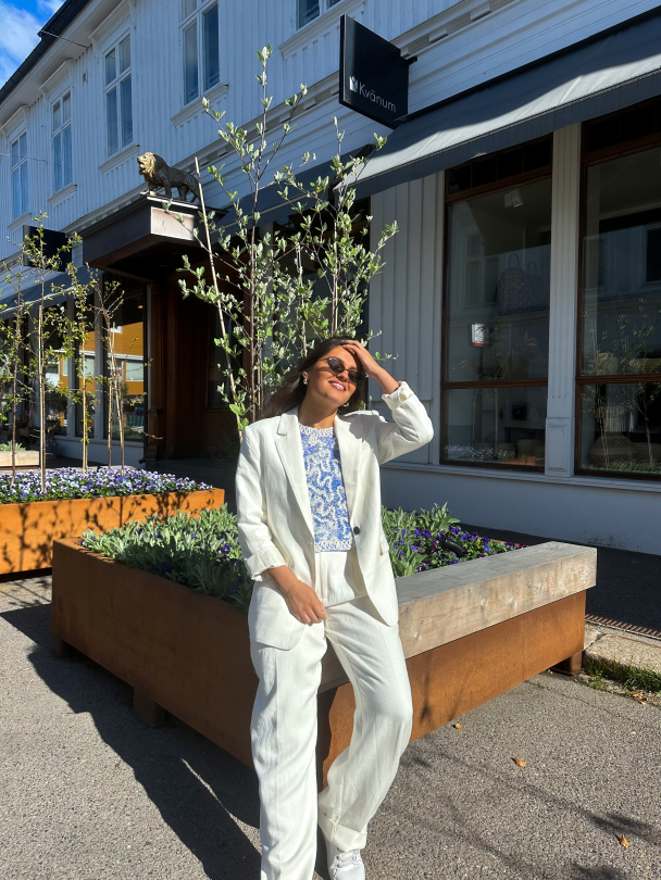 Lino Troursers - White Alyssum  - Image 5