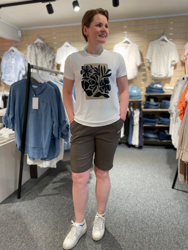 Cherry Berry Shorts Taupe - Image 1