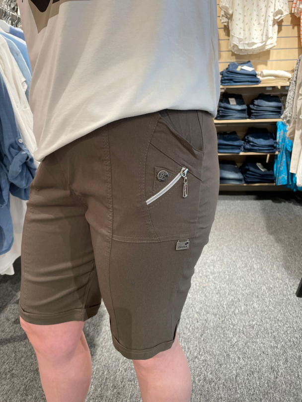 Cherry Berry Shorts Taupe - Image 3