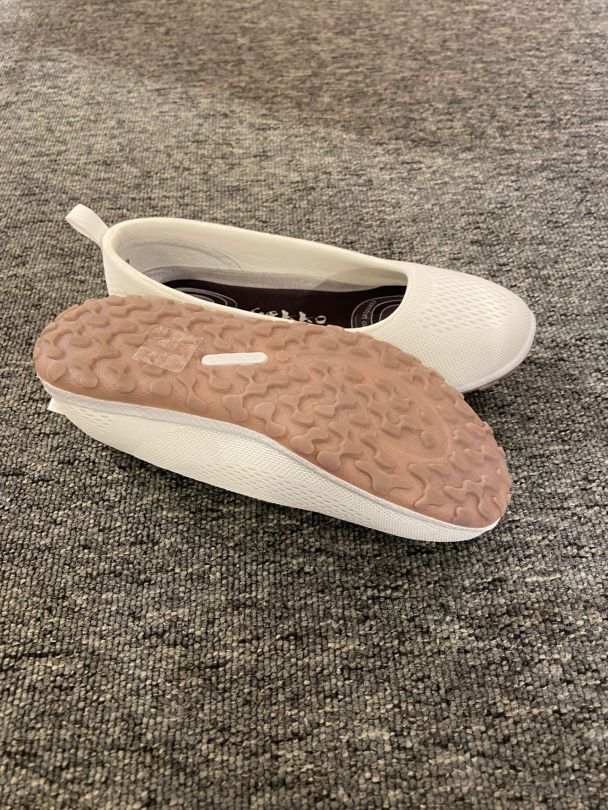 Taylor Hvit - Image 2