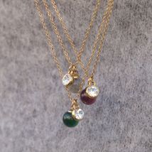 Plum Glass Ball Smykke