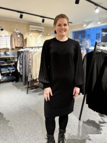 KAlone Strikket Kjole Svart
